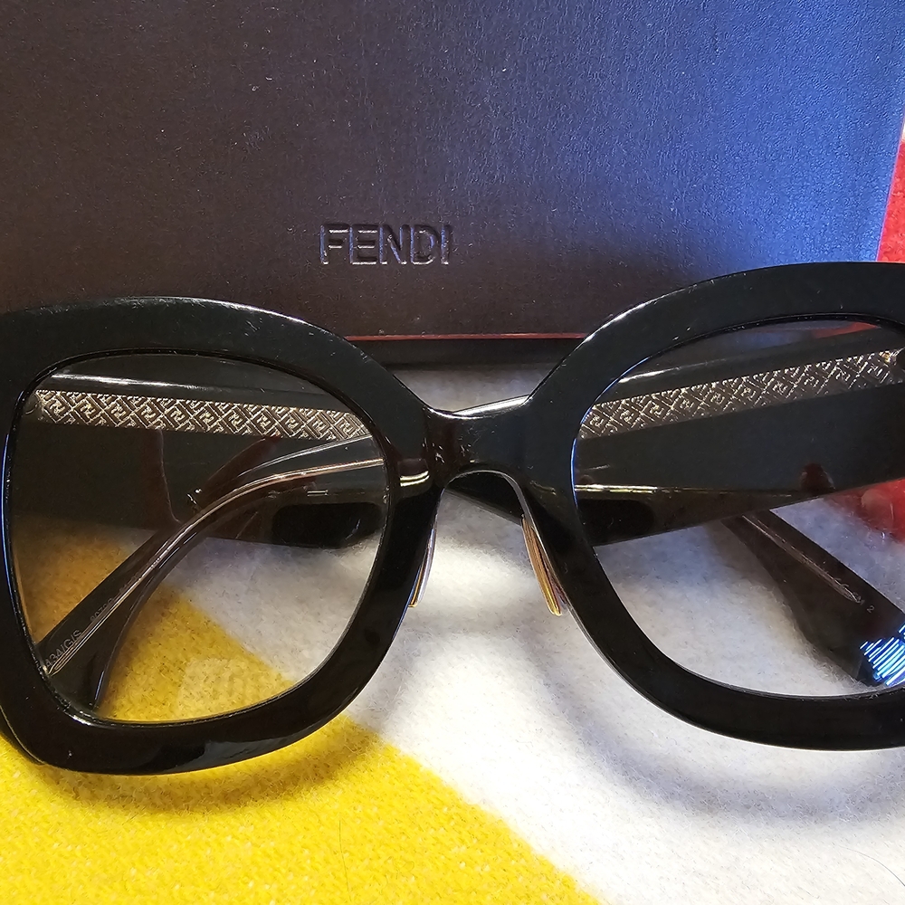 Fendi ROMA Glossy Black Sunglasses - Picture 6 of 14